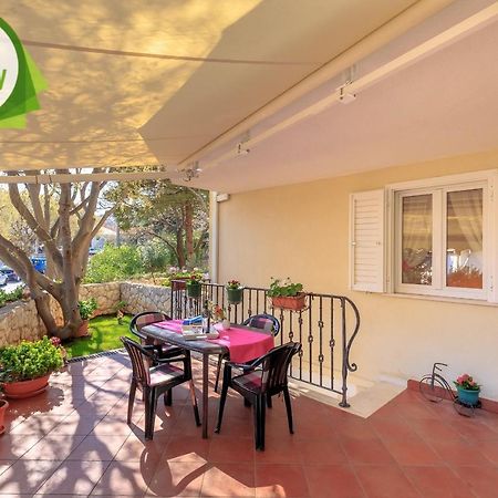 Leona & Borna'S Central Lapad Suites Dubrovnik Luaran gambar