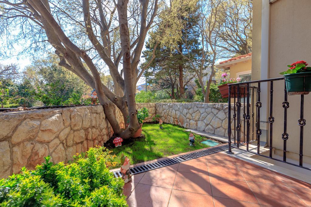 Leona & Borna'S Central Lapad Suites Dubrovnik Luaran gambar