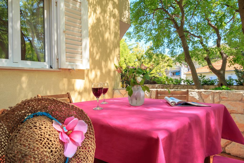 Leona & Borna'S Central Lapad Suites Dubrovnik Luaran gambar