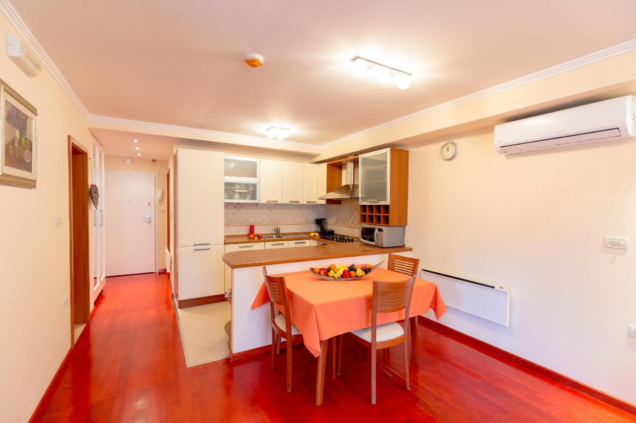 Leona & Borna'S Central Lapad Suites Dubrovnik Luaran gambar
