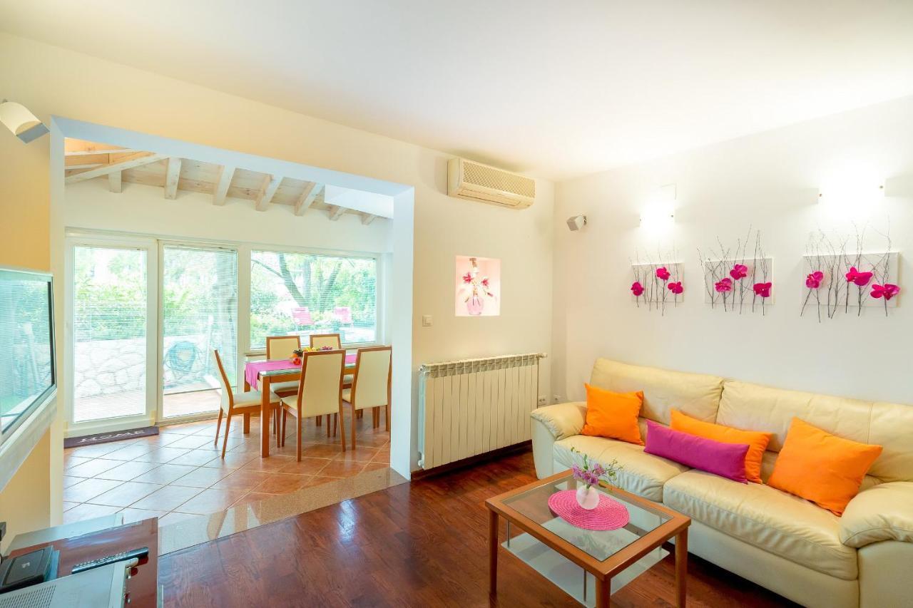 Leona & Borna'S Central Lapad Suites Dubrovnik Luaran gambar