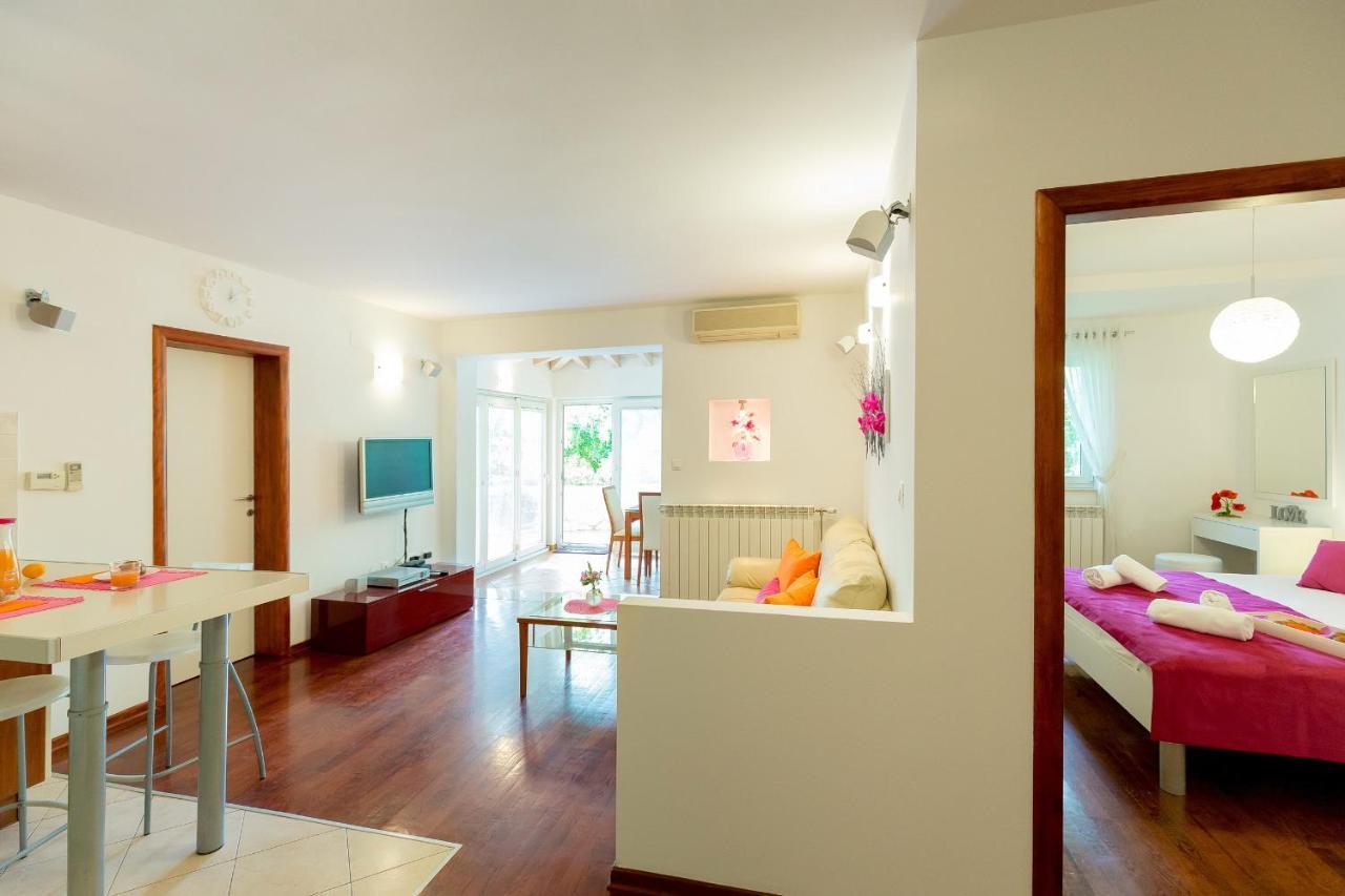 Leona & Borna'S Central Lapad Suites Dubrovnik Luaran gambar