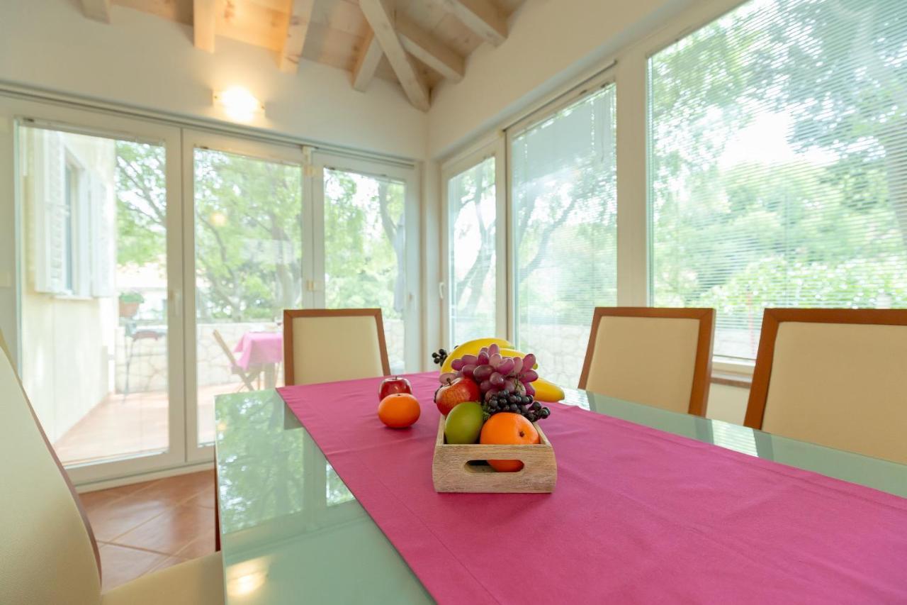 Leona & Borna'S Central Lapad Suites Dubrovnik Luaran gambar